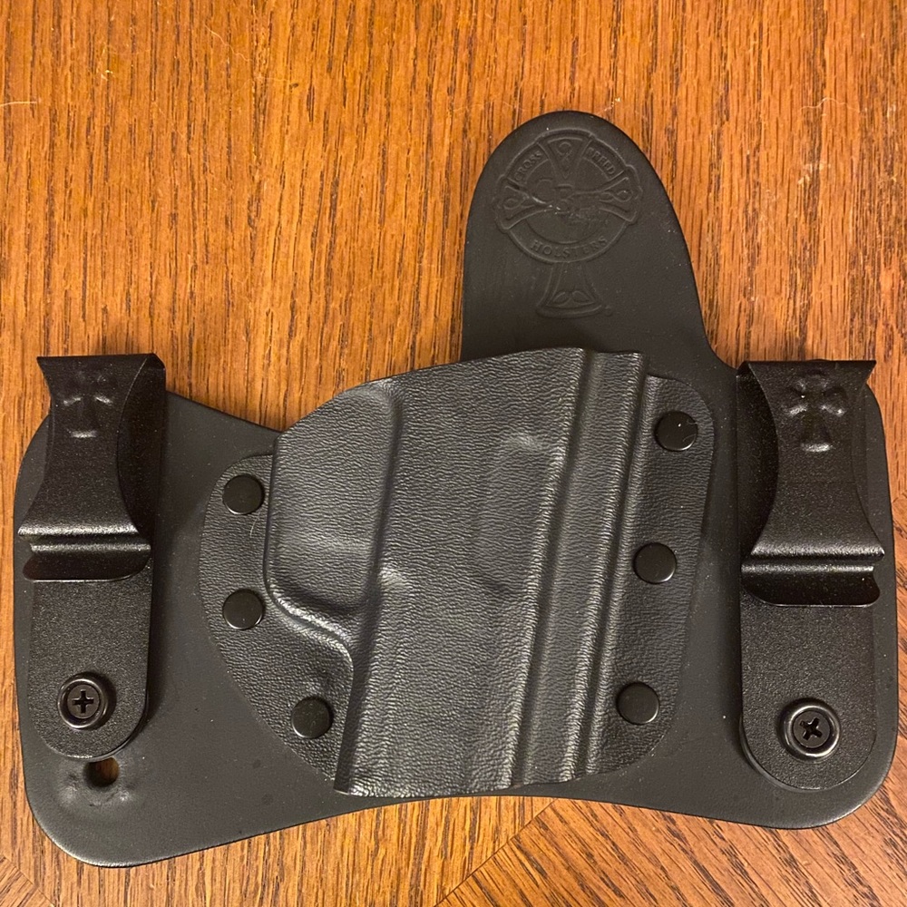 Concealed carry holster made by cross breed holsters